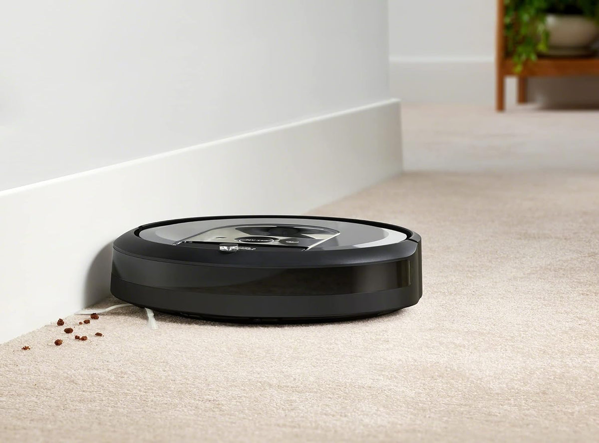 iRobot Roomba i7 (i7156) - Aspirateur Robot connecté - 2 extracteurs en Caoutchouc multisurfaces - Idéal pour Les Animaux - Cartographie, mémorise et s'adapte à Votre Domicile