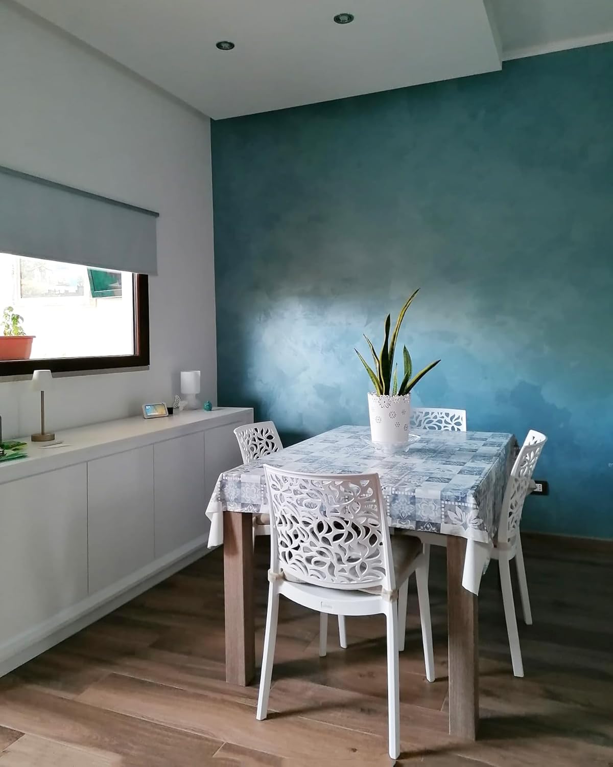 SIEDITI FUORI E DENTRO Chaises en résine avec Fibre de Verre empilables pour intérieur/Cuisine/Salle à Manger et extérieur/Jardin Anna (4 Chaises, Blanc)