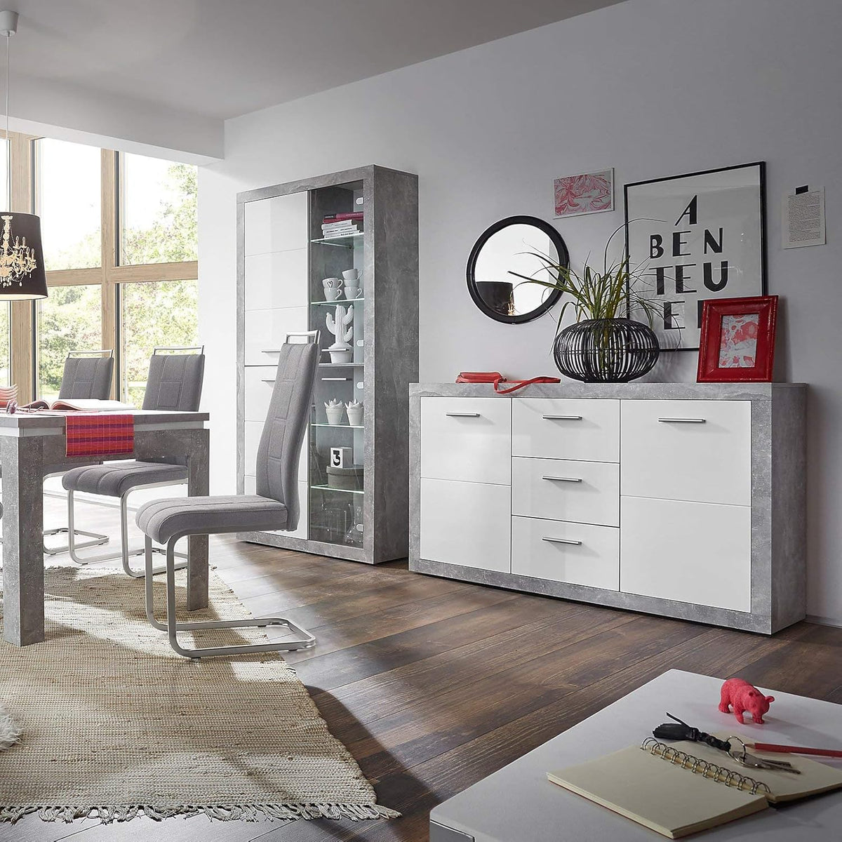Stella Trading STONE Buffet aspect béton, blanc brillant - Commode moderne avec tiroirs et beaucoup d'espace de rangement - 147 x 89 x 37 cm (L/H/P)
