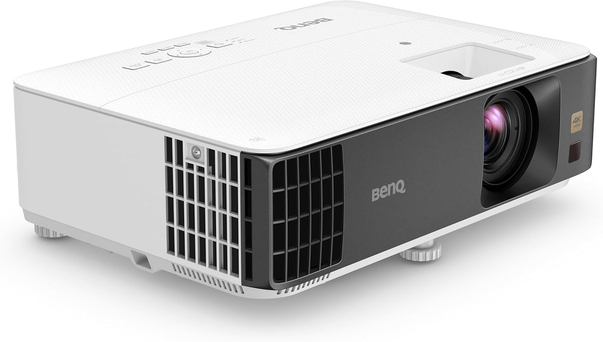 BenQ TK700 vidéoprojecteur Gaming 4K HDR avec HDMi - 2.0 * 2 | 60hz @ 4K | 240hz @ 1080p | 3200 Al | Mode Jeu | Haut-Parleur Chambre 5W | 2D Keystone | 3D | PS5 | Series X