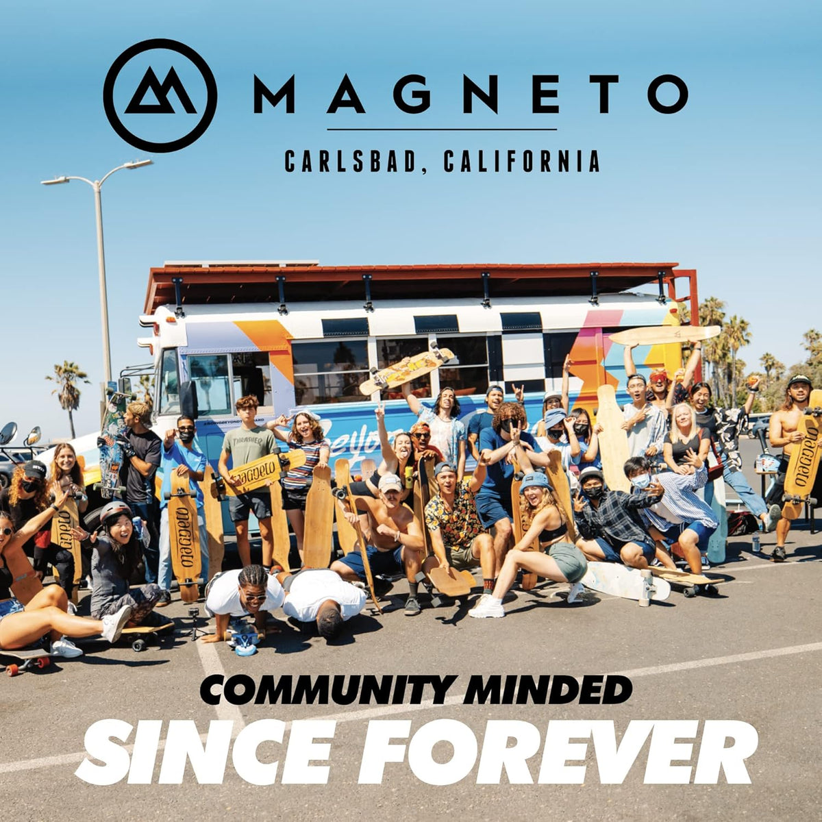 Magneto Mini Cruiser Skateboard Cruiser | Shortboard | Plate-Forme d'érable Canadien - Conçu pour Les Enfants, Les Adolescents et Les Adultes (Coeur Beat)