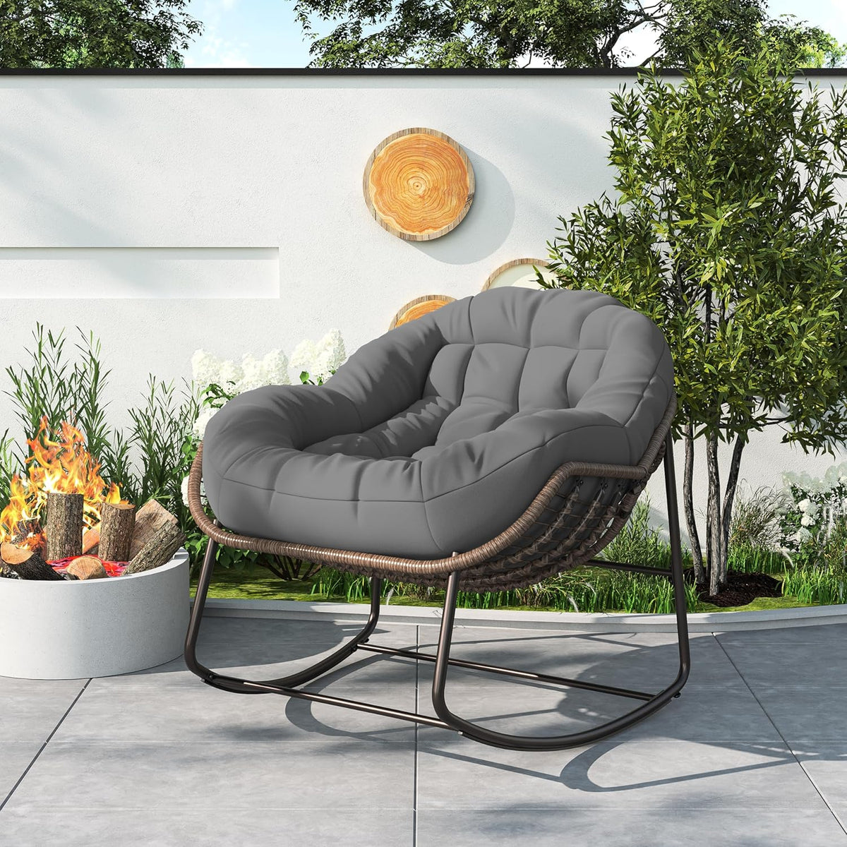 BestAlice Chaise à Bascule d'extérieur avec Coussins, Fauteuil a Bascule Exterieur Interieur en rotin, Fauteuil de Jardin Exterieur avec Coussins en Tissu rembourré pour Porche, Jardin