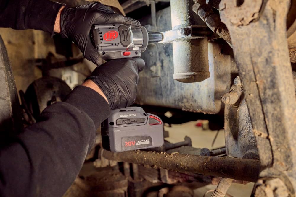 Ingersoll-Rand Visseuse à chocs sans fil W3151, outil à batterie 1/2" avec 20 V, léger et outil à chocs compact