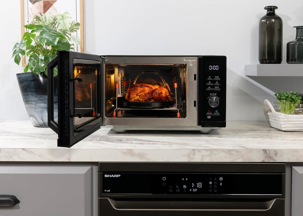 Sharp RCA271TB Micro-ondes Airfry 5 en 1 900 W, gril 1000 W, air chaud et fonction AirFry, convection 2100 W, 27 l, 28 autom.pr., poids et décongélation programmée, noir