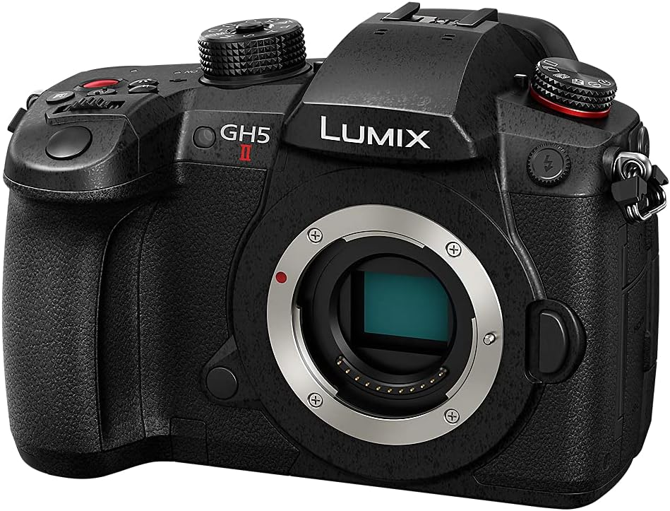 Panasonic Lumix GH5M2 | Appareil photo Hybride Expert (Capteur 4/3 20.3MP, Double stab., Écran orient. tact., AF DFD 225 Zones, C4K 60p/4:2:2 10bit, Live Stream., Tropicalisé) Noir – Version Française
