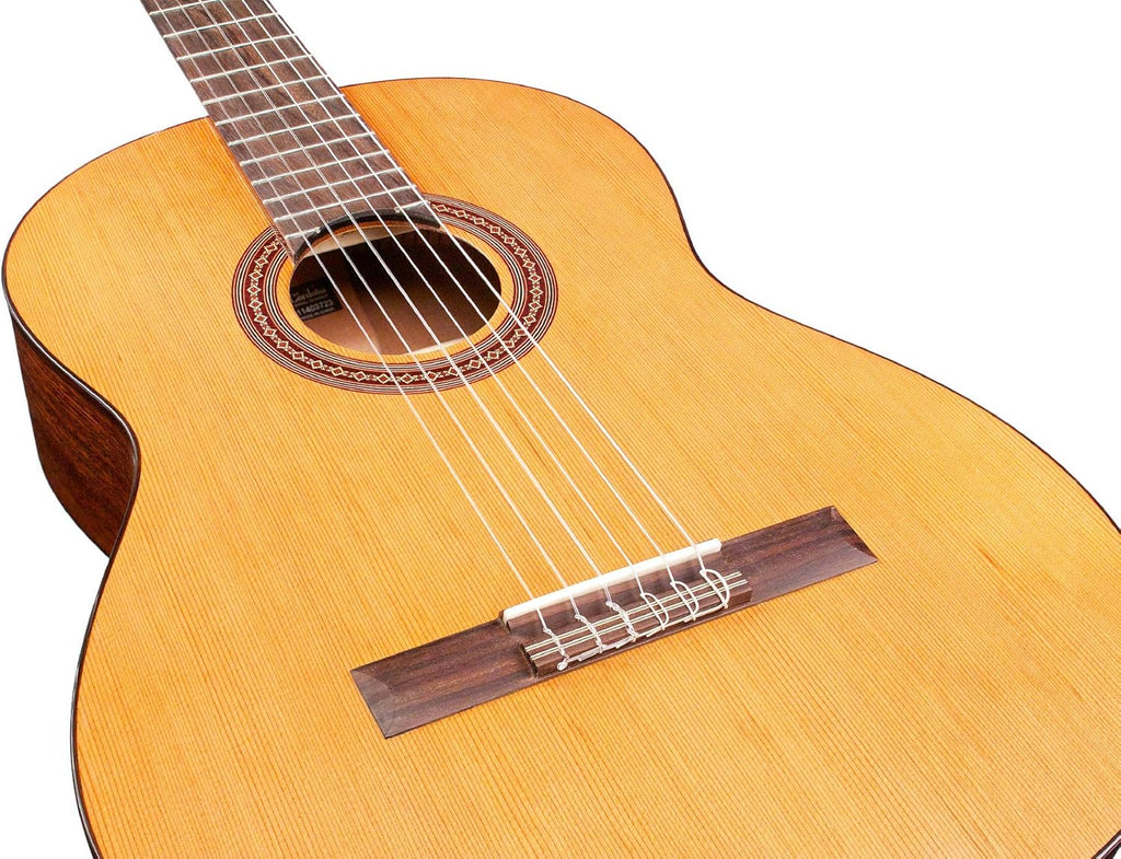 Cordoba C5 LH 4/4 - Guitare Classique Naturelle à 6 Cordes en Nylon - Acajou et Cèdre - Fabriquée à la Main