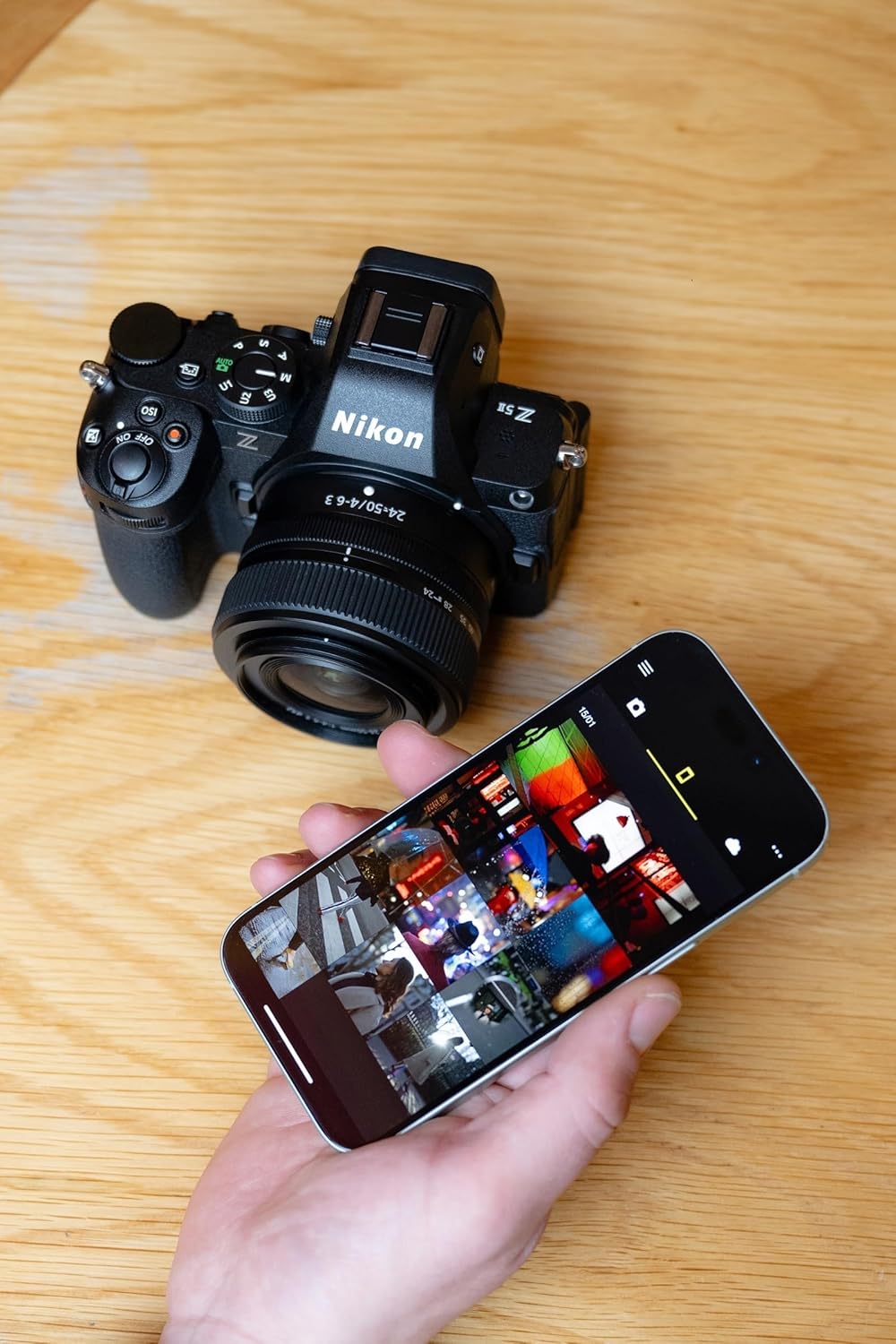 Nikon KIT Z 5II + Z 24/70mm f/4, Appareil Photo Numérique Hybride Plein Format (24,5 MP, 4K/30p, Rafale 14 i/s en RAW ou 30 i/s en JPEG, stabilisation du capteur sur 5 Axes, Double Slots SD