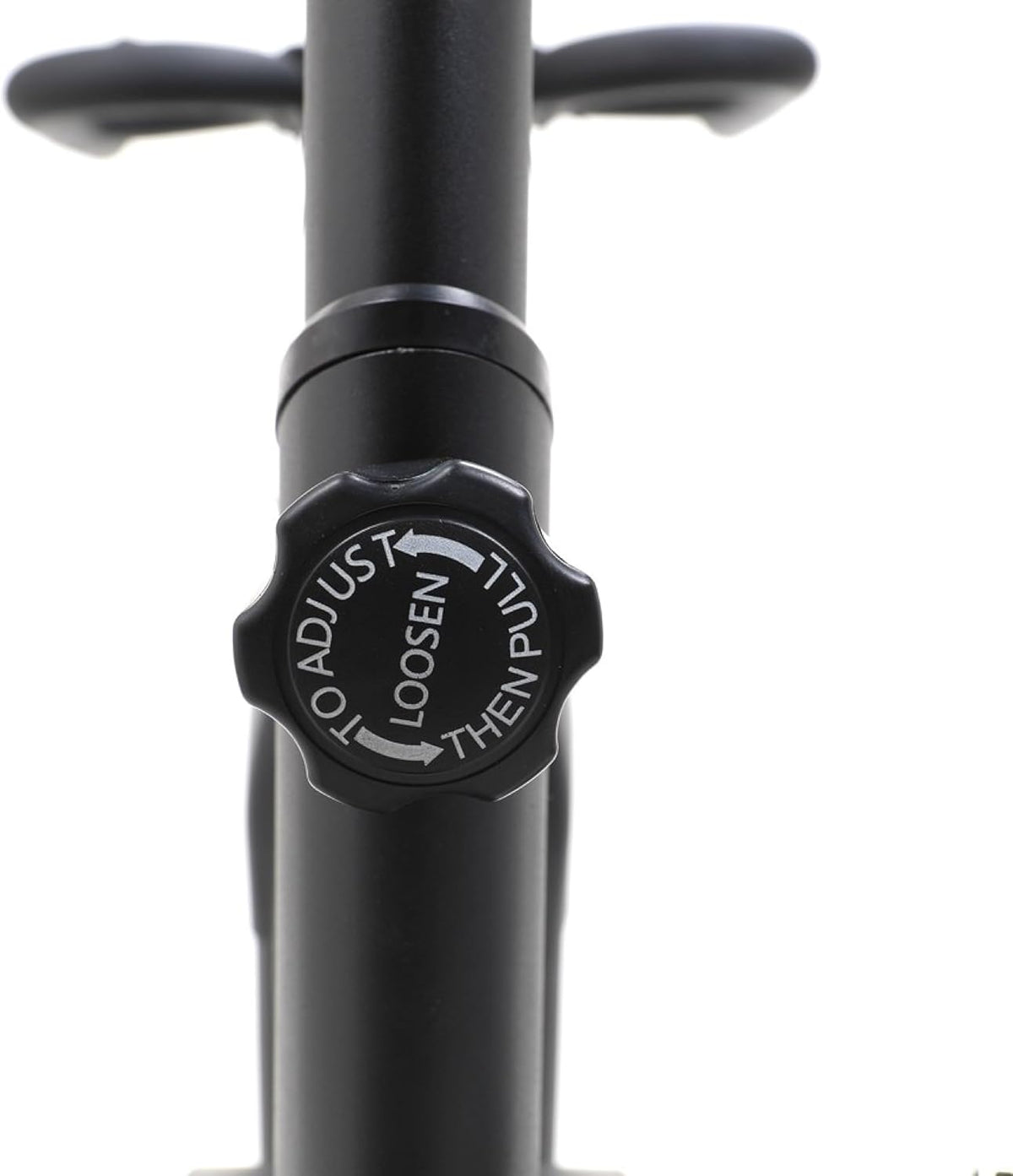 TechFit Vélo d’appartement – 20 kg volant d’inertie, résistance magnétique 99 niveaux, siège et guidon réglables, écran LCD, Bluetooth apps, 200 kg max, capteurs pouls, support téléphone