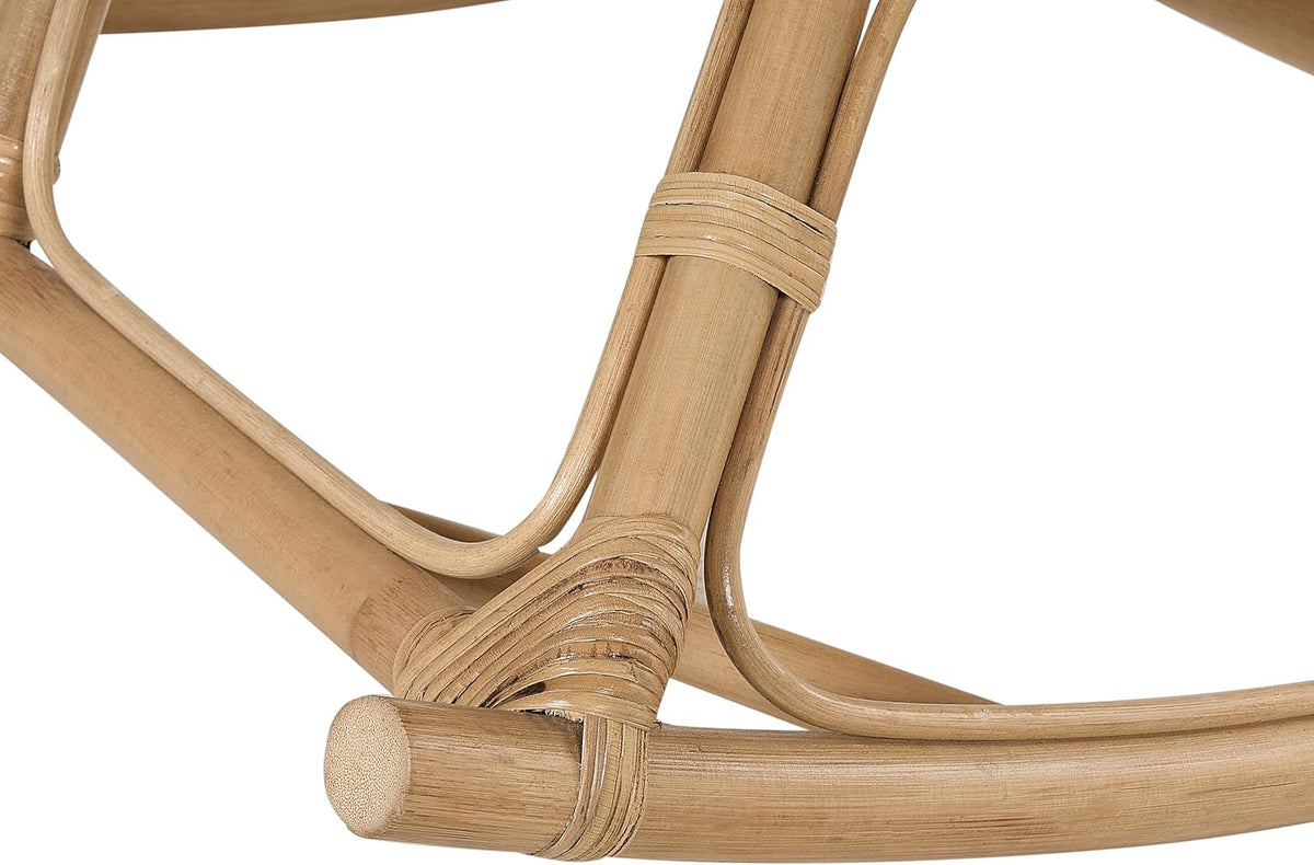 Beliani Fauteuil à Bascule Rond en Rotin Ton Naturel et Beige Clair Empilable Orvieto