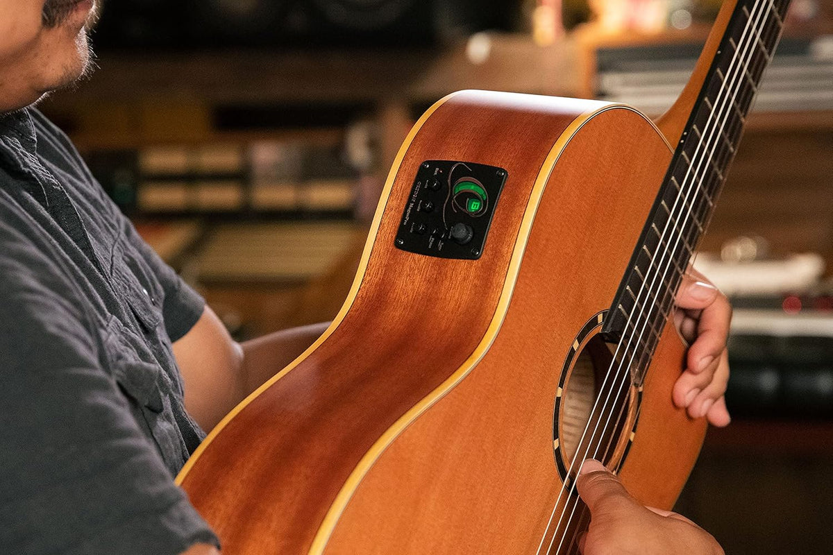 Ortega Guitars Guitare Classique Électro-Acoustique - 4/4, Slim Neck - Family Series Pro - Housse Incluse - Cèdre Rouge Canadien Massif / Acajou, Naturel RCE131SN