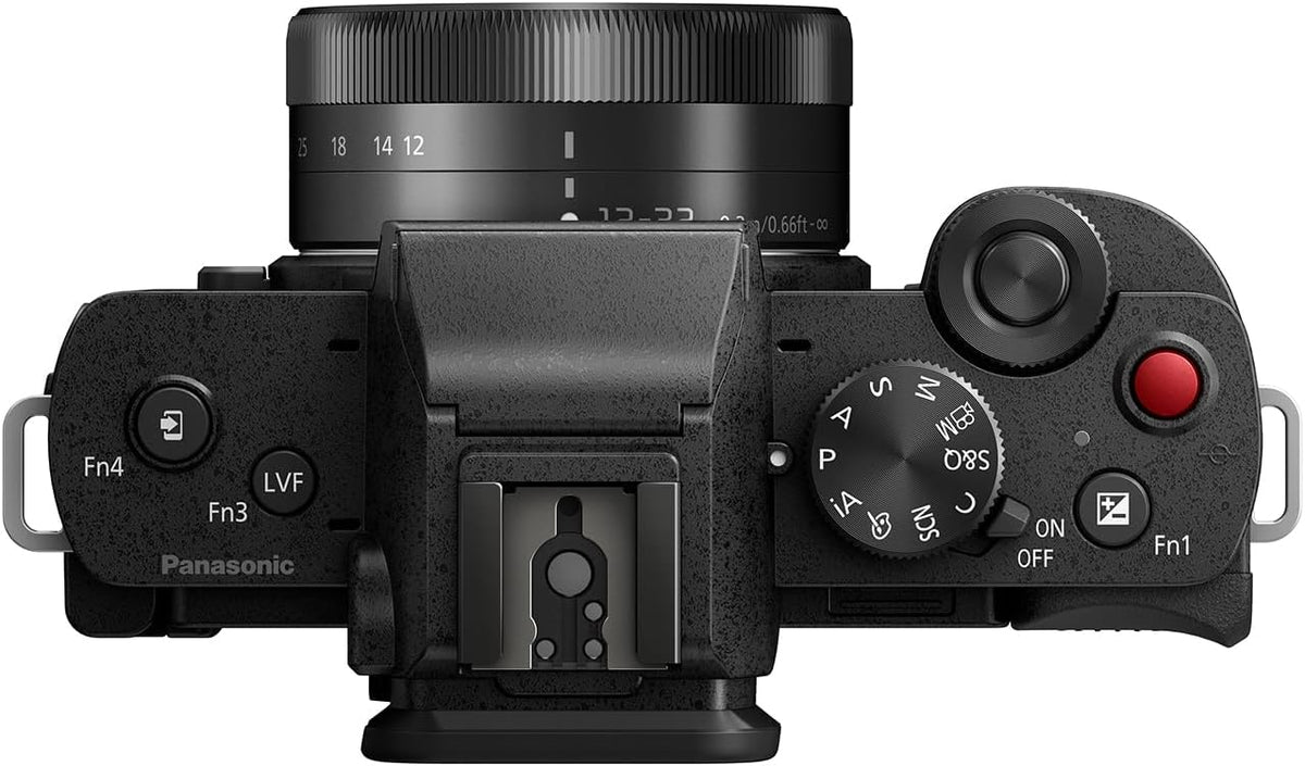 Panasonic Lumix G100D | Appareil Photo Hybride + Objectif Lumix 12-32mm (Capteur 4/3 20.3MP, Vidéo 4K/ 30p, OZO Audio by Nokia, Mode Selfie Vidéo, Stab.) Noir – Version Française