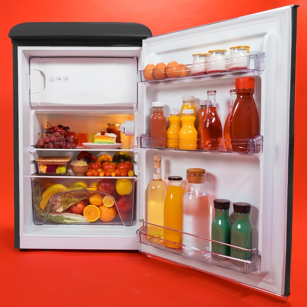 Cecotec Mini Frigo Réfrigérateur Rétro Bolero CoolMarket TT Origin 110 Noir E. Mini Frigo Rétro avec une capacité de 110L, Classe E, Icebox, LED intérieur, Poignée Chromée, Plateaux en Verre