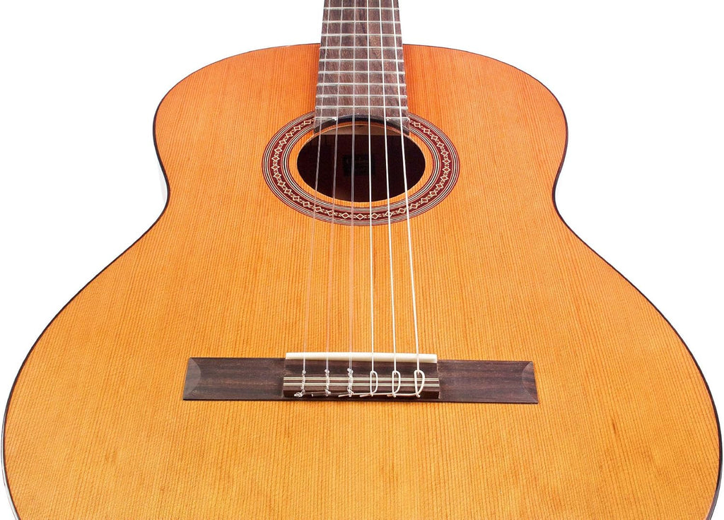 Cordoba C5 LH 4/4 - Guitare Classique Naturelle à 6 Cordes en Nylon - Acajou et Cèdre - Fabriquée à la Main