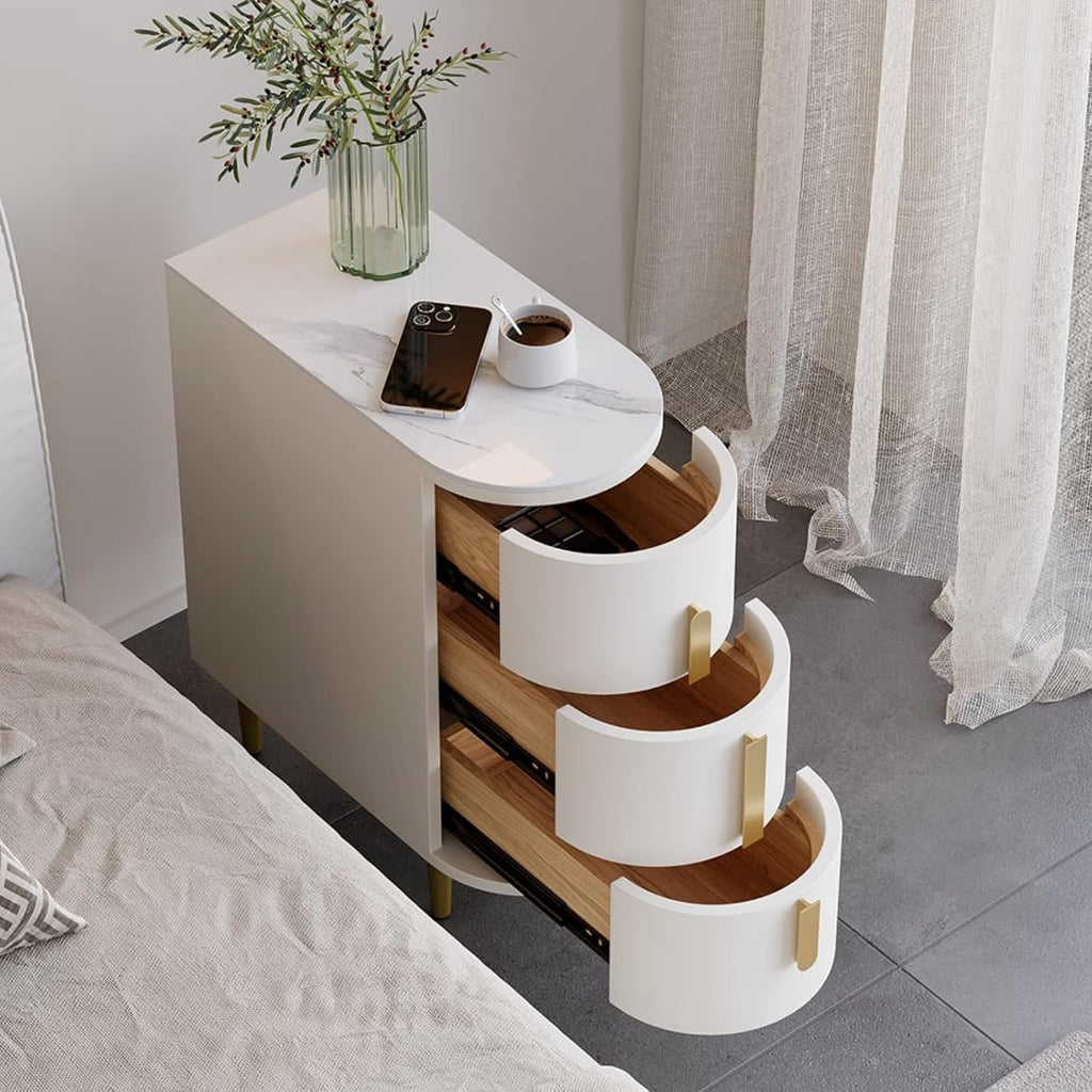 Homary Table de Chevet Étroite en Cuir à 3 Tiroirs, Dessus Pierre Frittée, Petit Meuble de Rangement Élégant pour Chambre Adulte (1, Blanc Cassé)