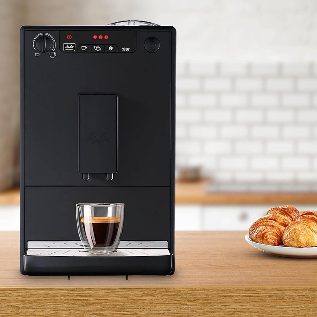 Melitta Caffeo Solo, 1.2L, Noir Pure Black, E950-222, Machine à Café et Expresso Automatique avec Broyeur à Grains