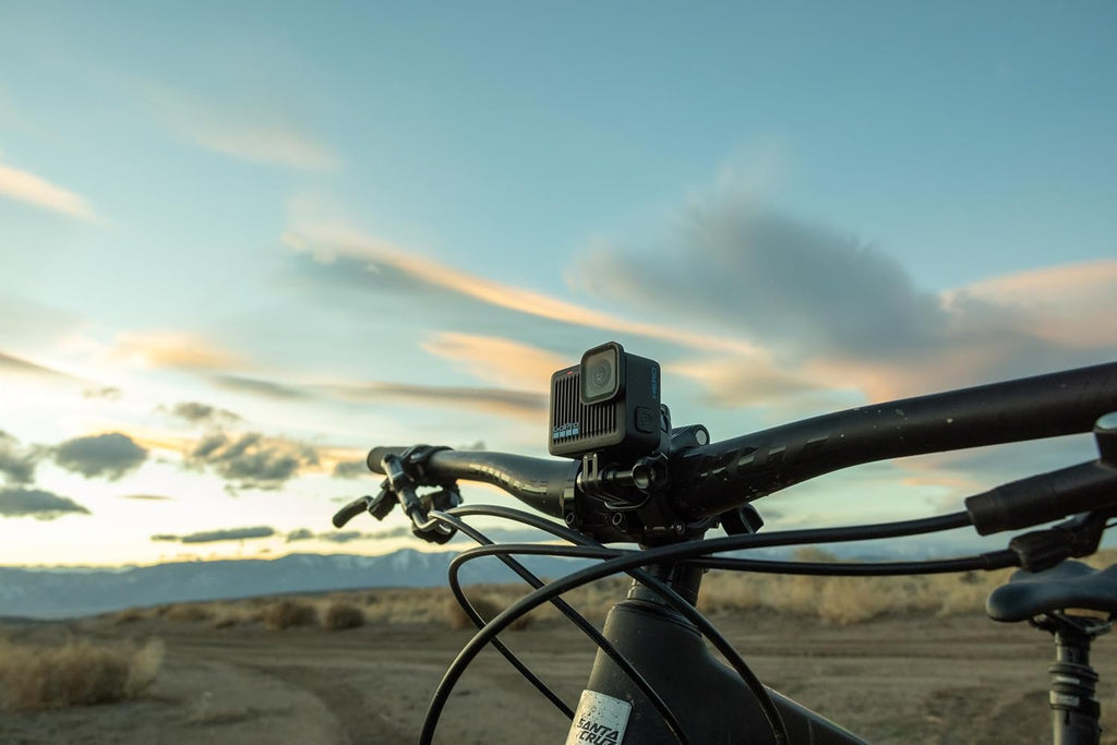 GoPro Hero - Caméra d'action étanche compacte avec vidéo 4K Ultra HD, Photo 12MP, écran Tactile