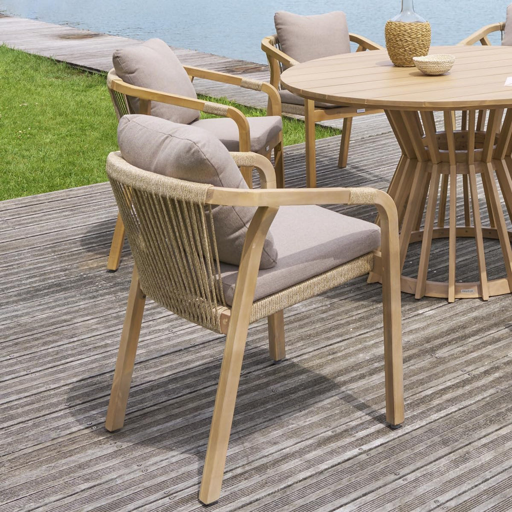 Hespéride - Fauteuil de Jardin Papouasie Taupe et Acacia Coussins Déperlants Déhoussables - Mobilier d'Aménagement pour Jardin, Terrasse, Balcon