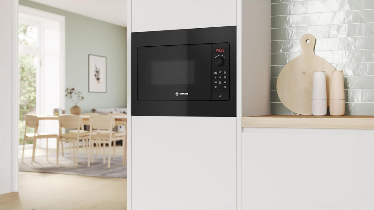 Bosch BFL523MB4, Série 2, Micro-ondes encastrable, 50 x 38 cm, 20 Litres, Noir