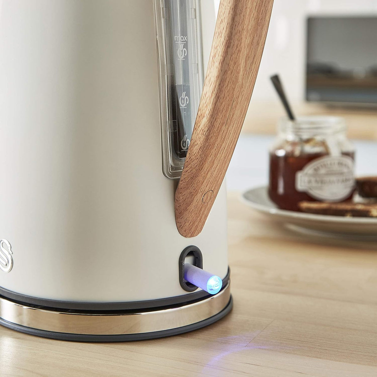 Swan Nordic Set petit-déjeuner bouilloire 1,7 l 3000 W, grille-pain à fente large 2 tranches, micro-ondes 20 l numérique, design moderne, effet bois, blanc