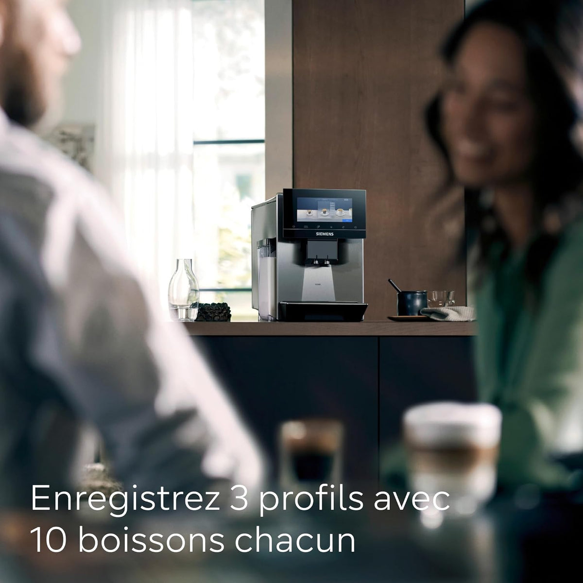 Siemens machine à café automatique EQ900, baristaMode, eGrinder, écran iSelect 6,8 pouces, application Home Connect, acier inoxydable, TQ903R03