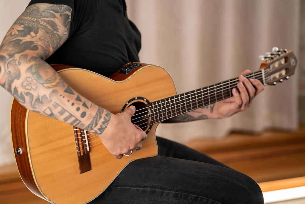 Ortega Guitars Guitare Classique Électro-Acoustique - 3/4 - Family Series - Housse Incluse - Épicéa/Acajou, Naturel RCE125-3/4