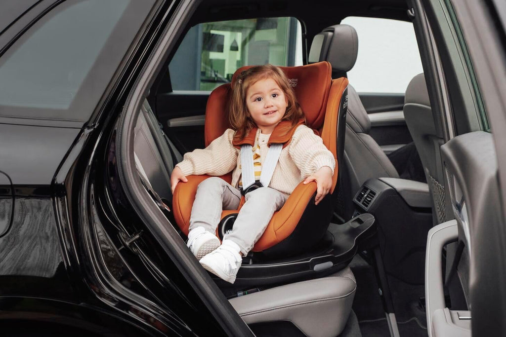 BRITAX RÖMER Siège Auto DUALFIX 2 Z-LINE i-SIZE, Pivotant à 360°, enfant de 61 à 105 cm (Groupe 0+/1) de 3 mois à 4 ans, Space Black