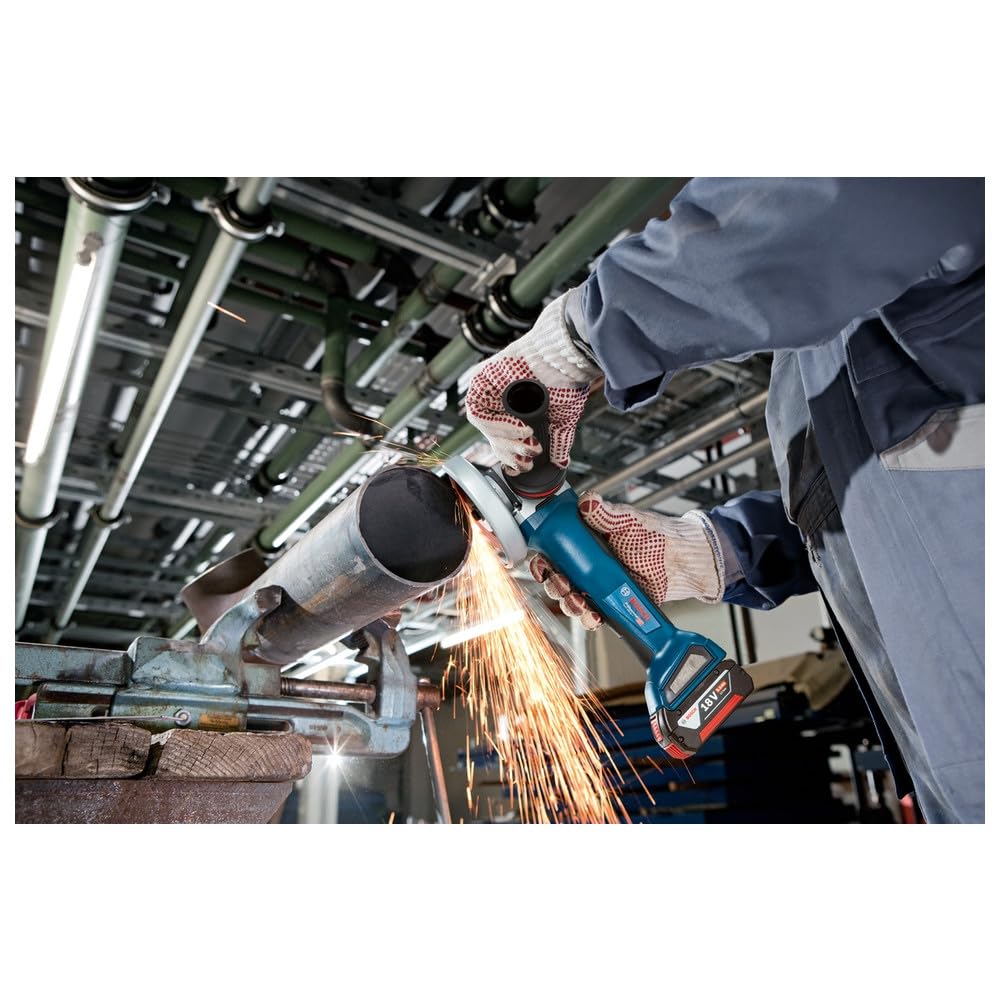 Bosch Professional 18V System meuleuse angulaire sans-fil GWS 18V-10 P (poignée auxiliaire, capot protection, écrou serrage rapide, flasque de serrage, calage L-BOXX, L-BOXX)