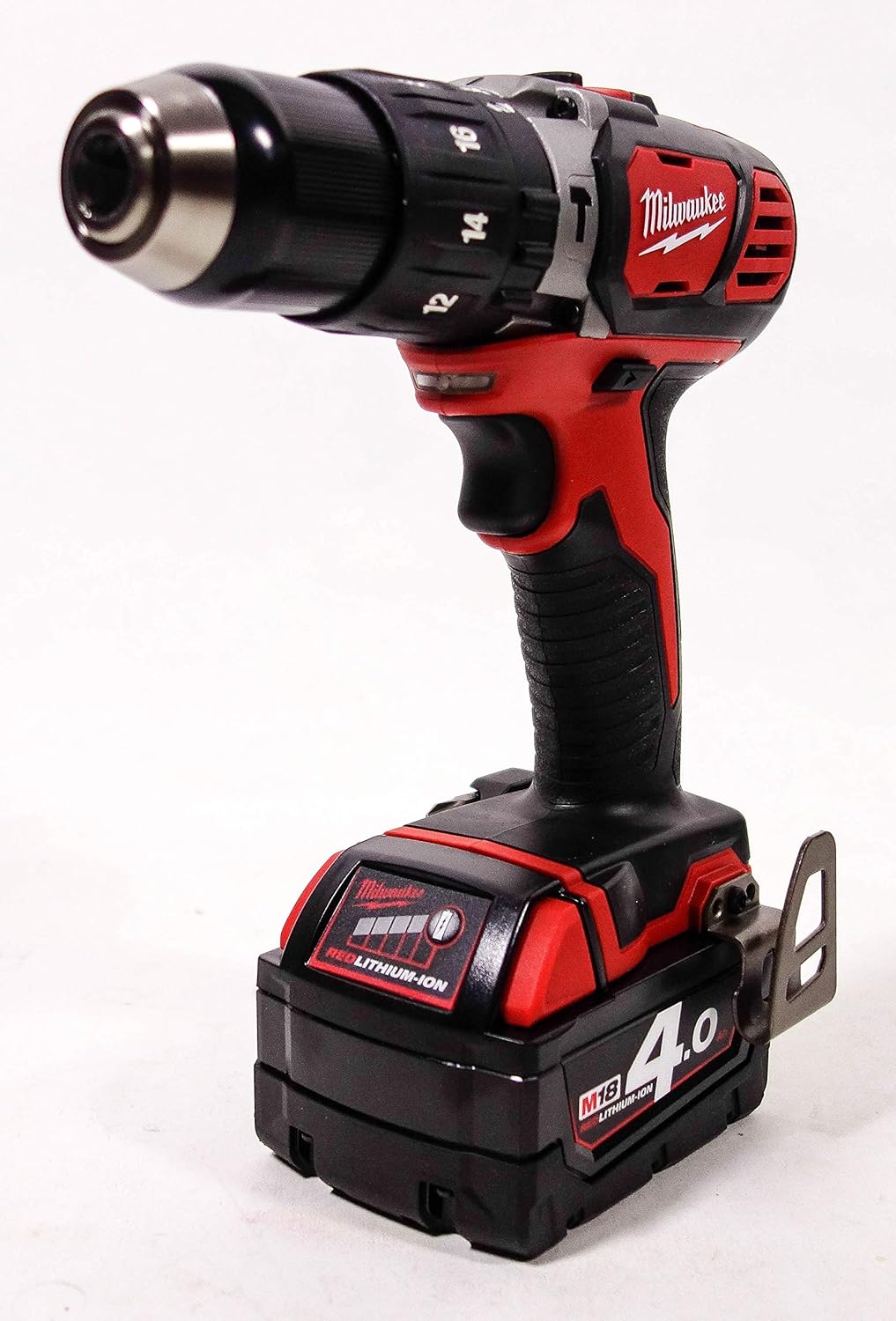 Milwaukee - Perceuse à percussion compacte 18 V Li-Ion 4.0 Ah 60 Nm 2 vitesses avec coffret - M18 BPD-402C