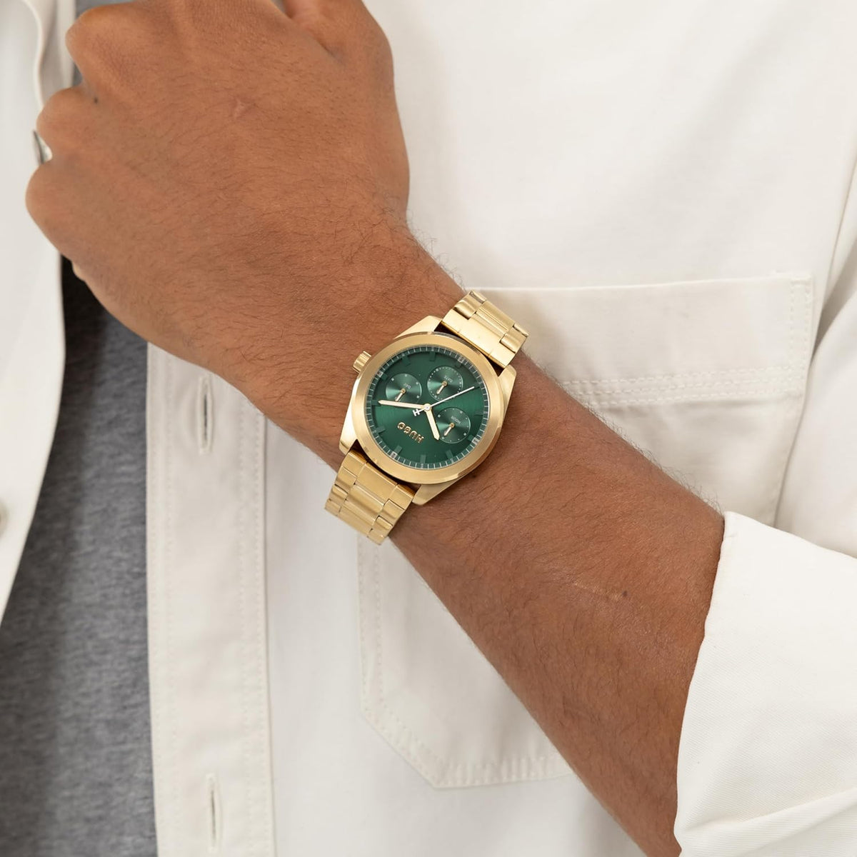 HUGO Montre Analogique Multifonction à Quartz pour Homme Collection Bright Sport avec Bracelet en Acier Inoxydable ou en Cuir