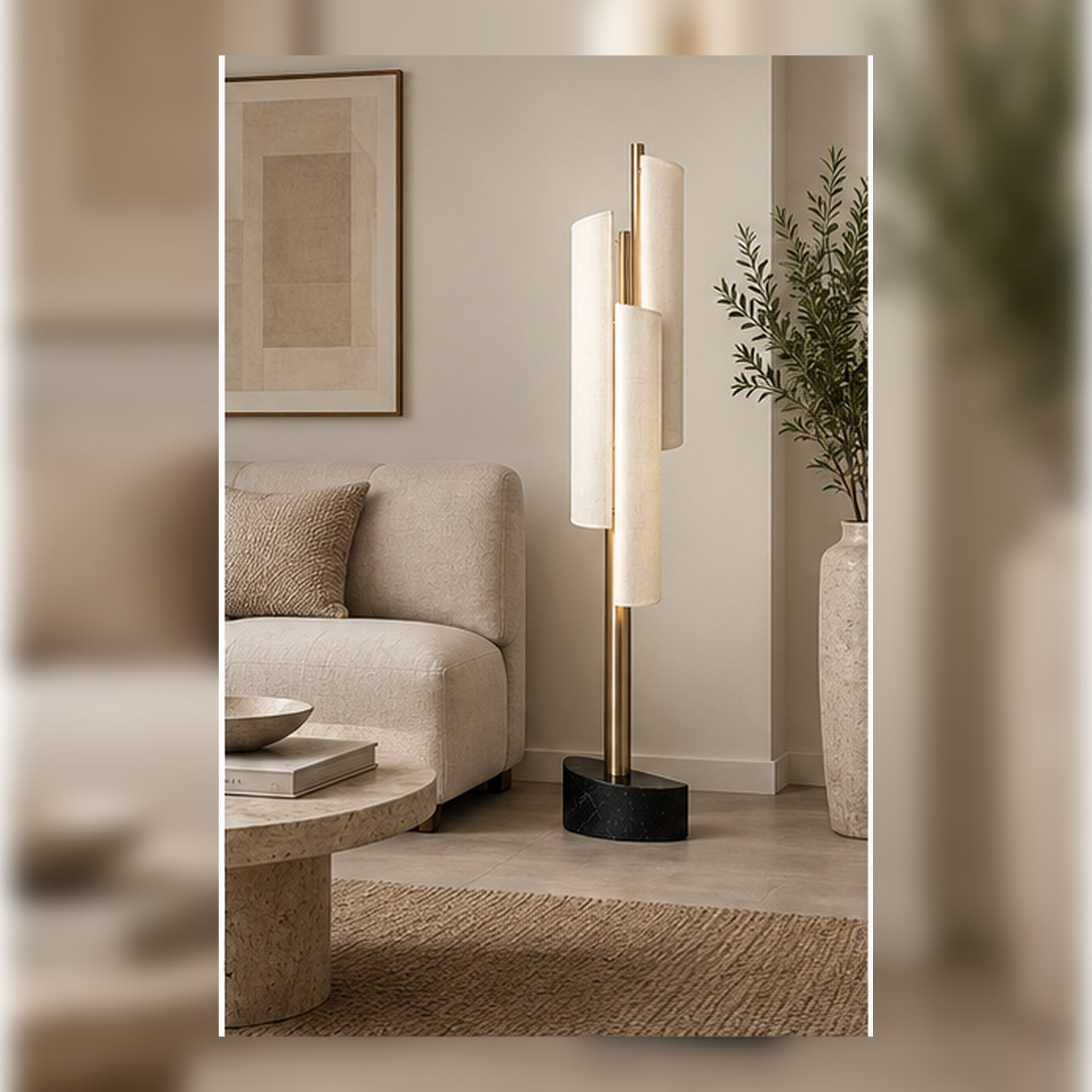 Lampadaire Totem Voilé – Lin Ivoire et Colonne Lumineuse Champagne
