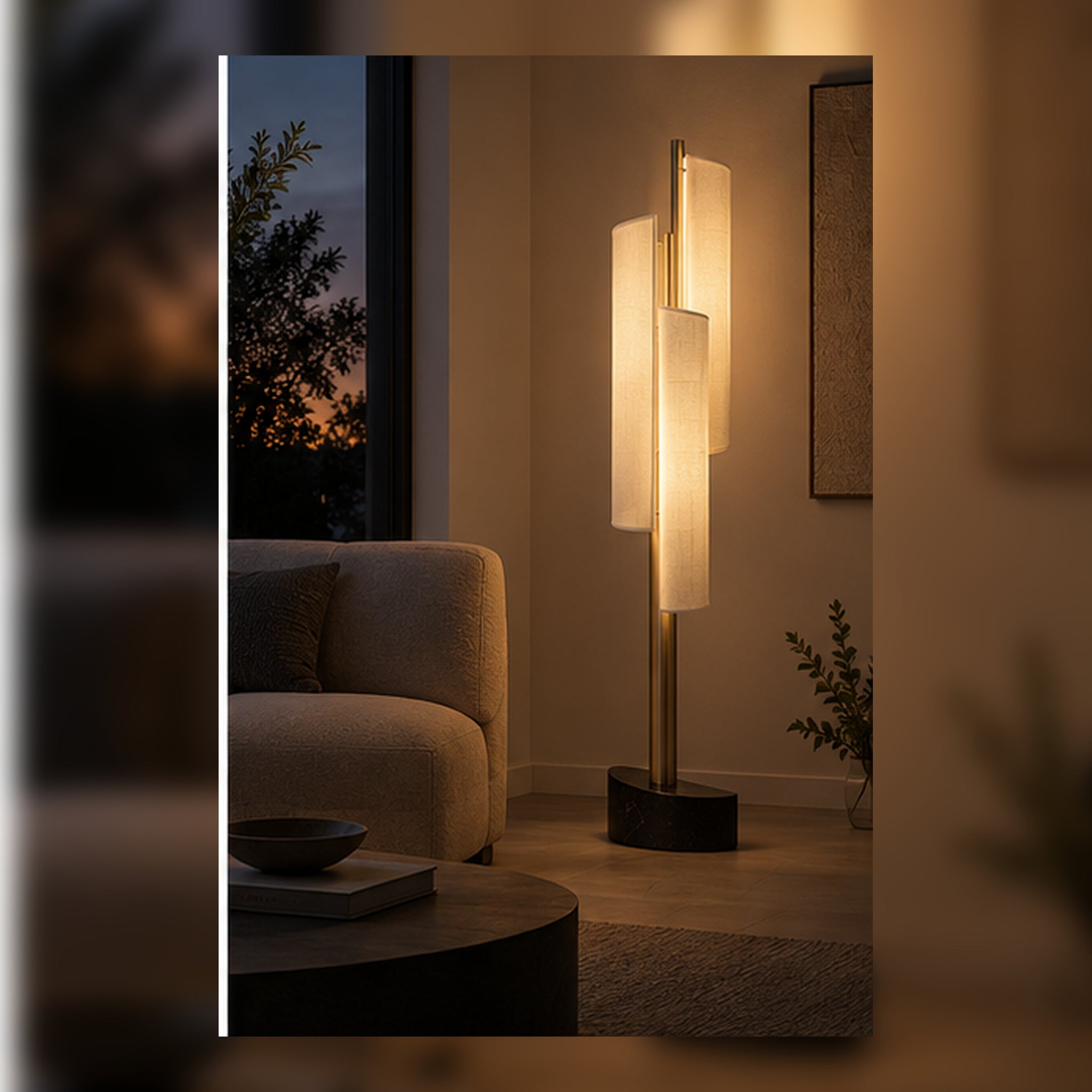 Lampadaire Totem Voilé – Lin Ivoire et Colonne Lumineuse Champagne