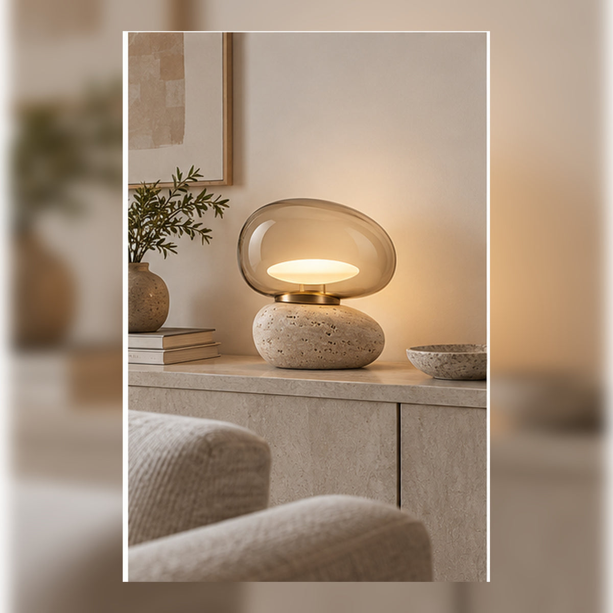 Lampe à Poser Galet Double – Travertin et Verre Fumé Ivoire