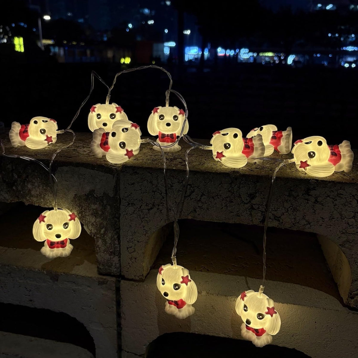 Riaxuebiy Guirlande Lumineuse Féérique à Piles, 1,65 Mètre 10 LED en Forme de Chien Mignon pour Halloween, Noël, Thanksgiving Décoration (Chien blanc)