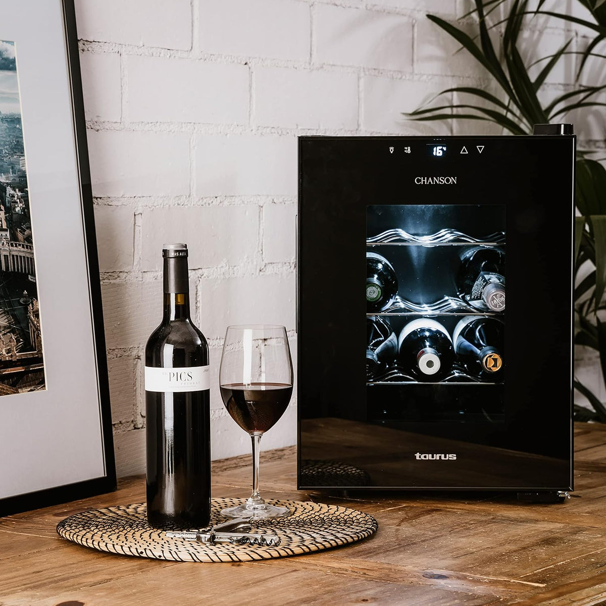 Taurus WC12T - Cave à vin thermoélectrique pour 12 bouteilles, silencieux, ne vibre pas, isolation spéciale de l'intérieur, porte vitrée, température réglable, écran tactile, lumière intérieure, noir