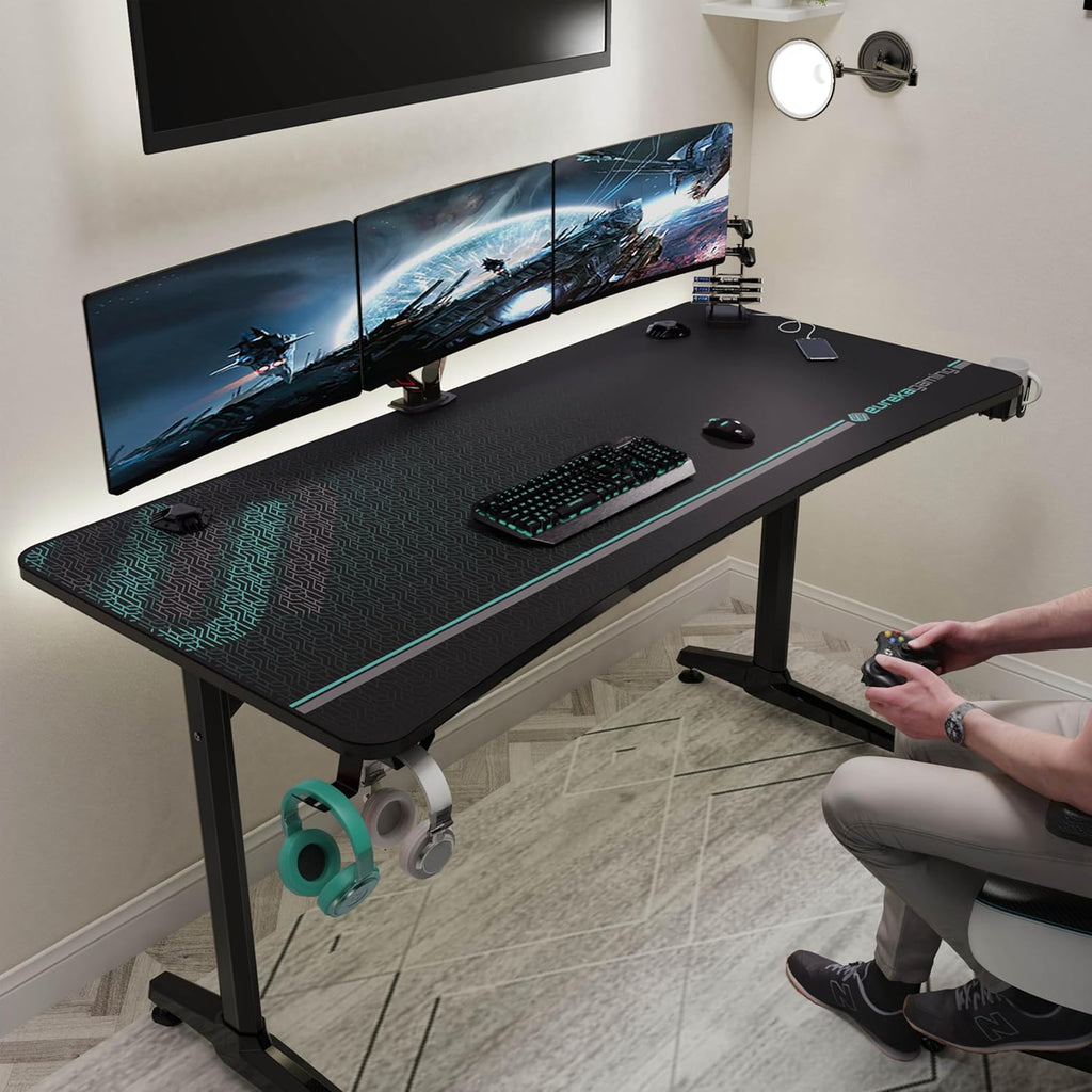 EUREKA ERGONOMIC Bureau Gaming 152x70cm Bureau Gamer Bureau Informatique PC Grand avec Tapis de Souris, Porte-gobelet,Crochet pour Casque et Support de Manette