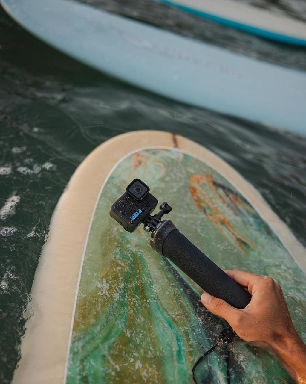 GoPro Hero - Caméra d'action étanche compacte avec vidéo 4K Ultra HD, Photo 12MP, écran Tactile