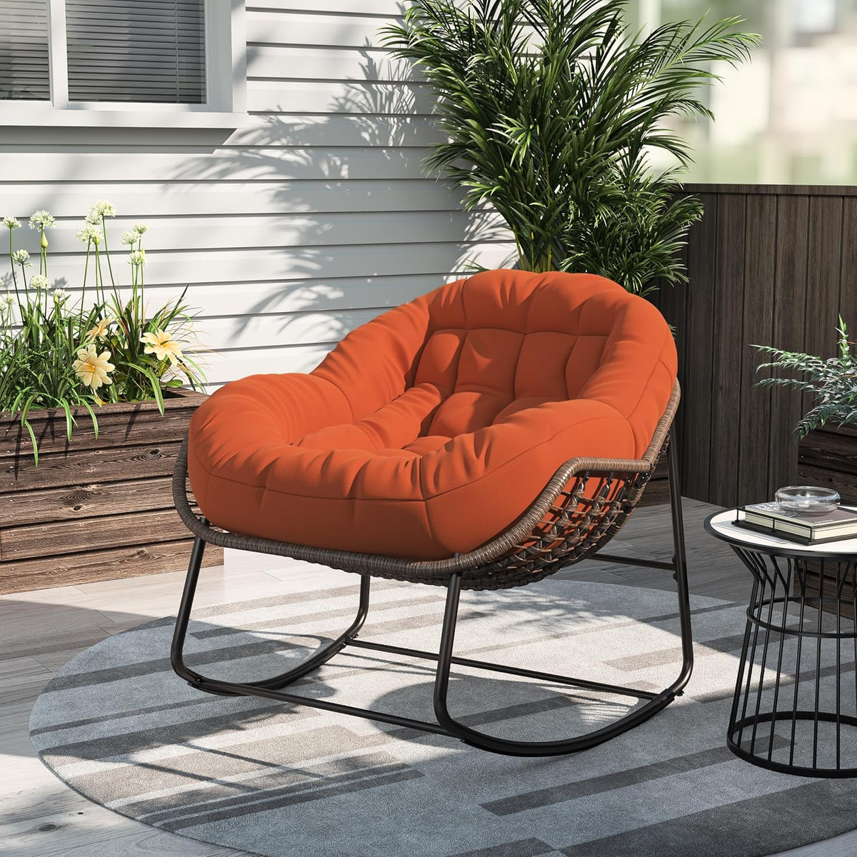 BEIJIALY Chaise à Bascule en rotin imperméable d'extérieur, Chaise de Loisirs à Coussin épais d'intérieur, Fauteuil à Bascule, Longue pour Jardin, Chambre, Salon, Porche, Balcon Orange