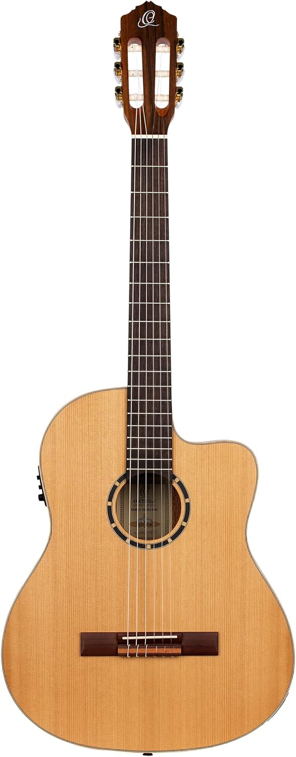 Ortega Guitars Guitare Classique Électro-Acoustique - 4/4, Slim Neck - Family Series Pro - Housse Incluse - Cèdre Rouge Canadien Massif / Acajou, Naturel RCE131SN