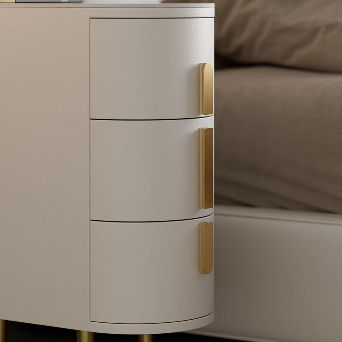 Homary Table de Chevet Étroite en Cuir à 3 Tiroirs, Dessus Pierre Frittée, Petit Meuble de Rangement Élégant pour Chambre Adulte (1, Blanc Cassé)