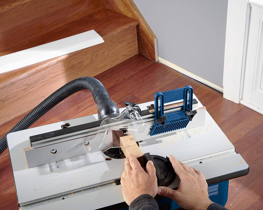 BOSCH Table de défonceuse portable RA1141 de 66 cm x 40,6 cm en MDF laminé avec port de tuyau d'aspiration de 6,3 cm