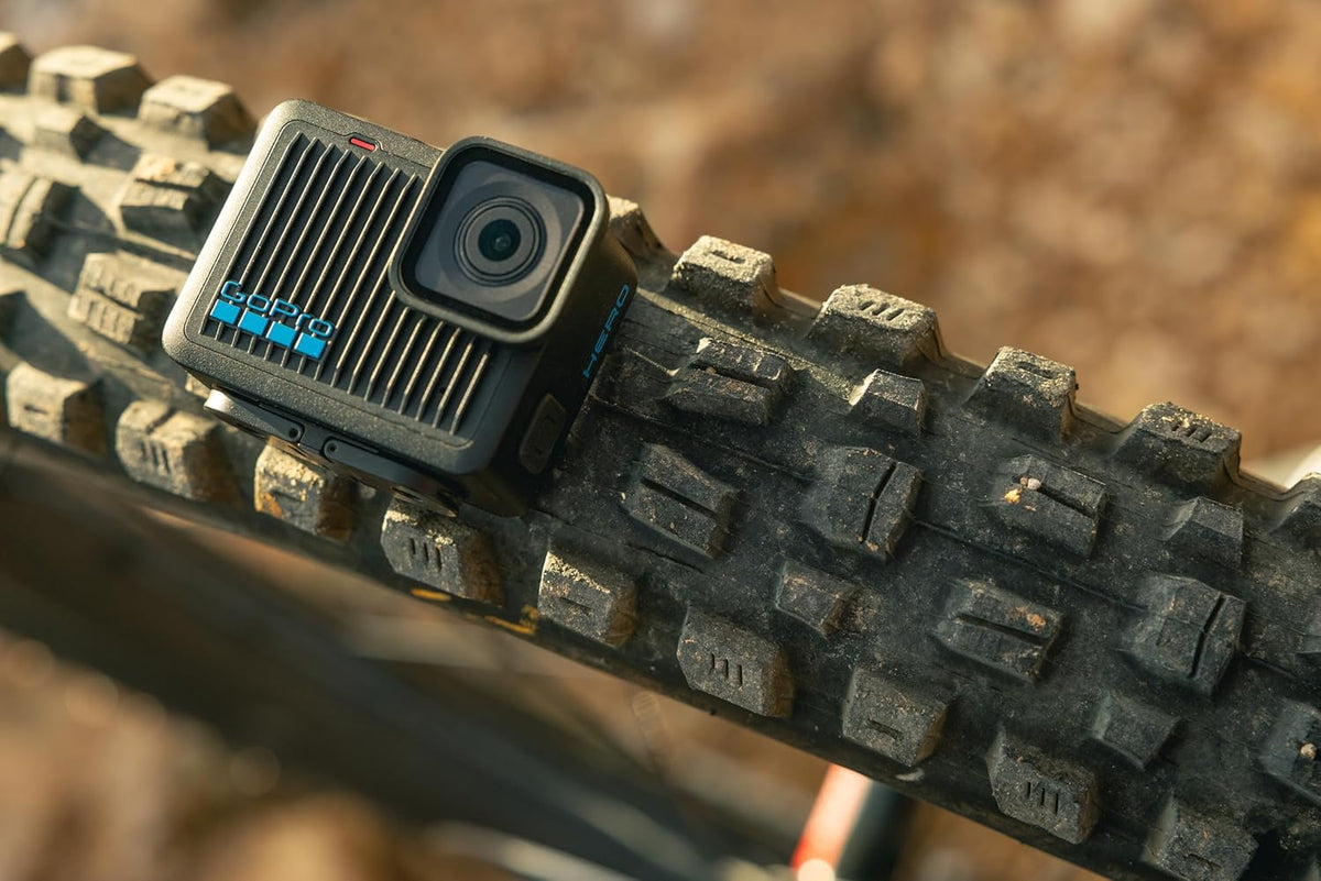 GoPro Hero - Caméra d'action étanche compacte avec vidéo 4K Ultra HD, Photo 12MP, écran Tactile