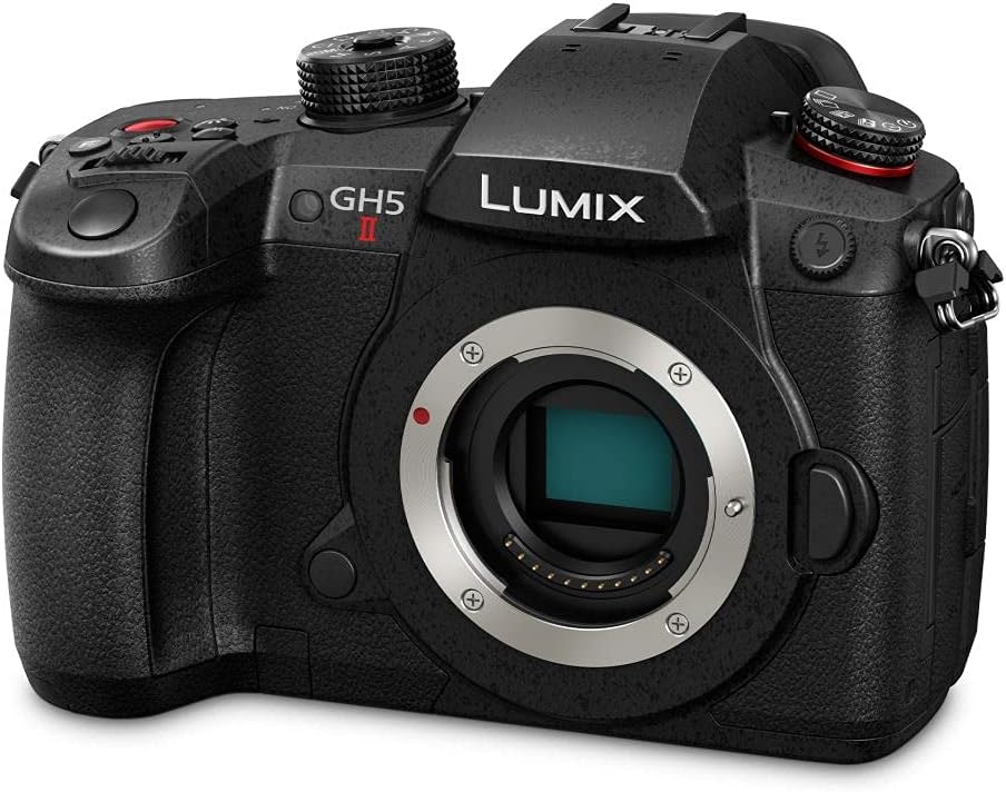 Panasonic Lumix GH5M2 | Appareil photo Hybride Expert (Capteur 4/3 20.3MP, Double stab., Écran orient. tact., AF DFD 225 Zones, C4K 60p/4:2:2 10bit, Live Stream., Tropicalisé) Noir – Version Française