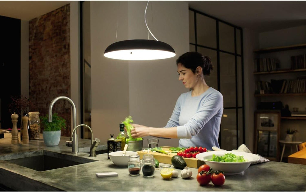 Hue White Ambiance AMAZE Suspension 39W - Noir télécommande incluse , compatible Bluetooth, fonctionne avec Alexa, Google Assistant et Homekit