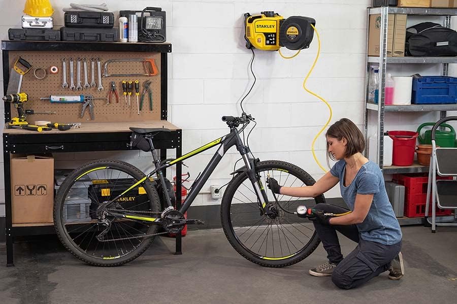 Stanley - WALLTECH COMPRESSEUR MUR, Jaune