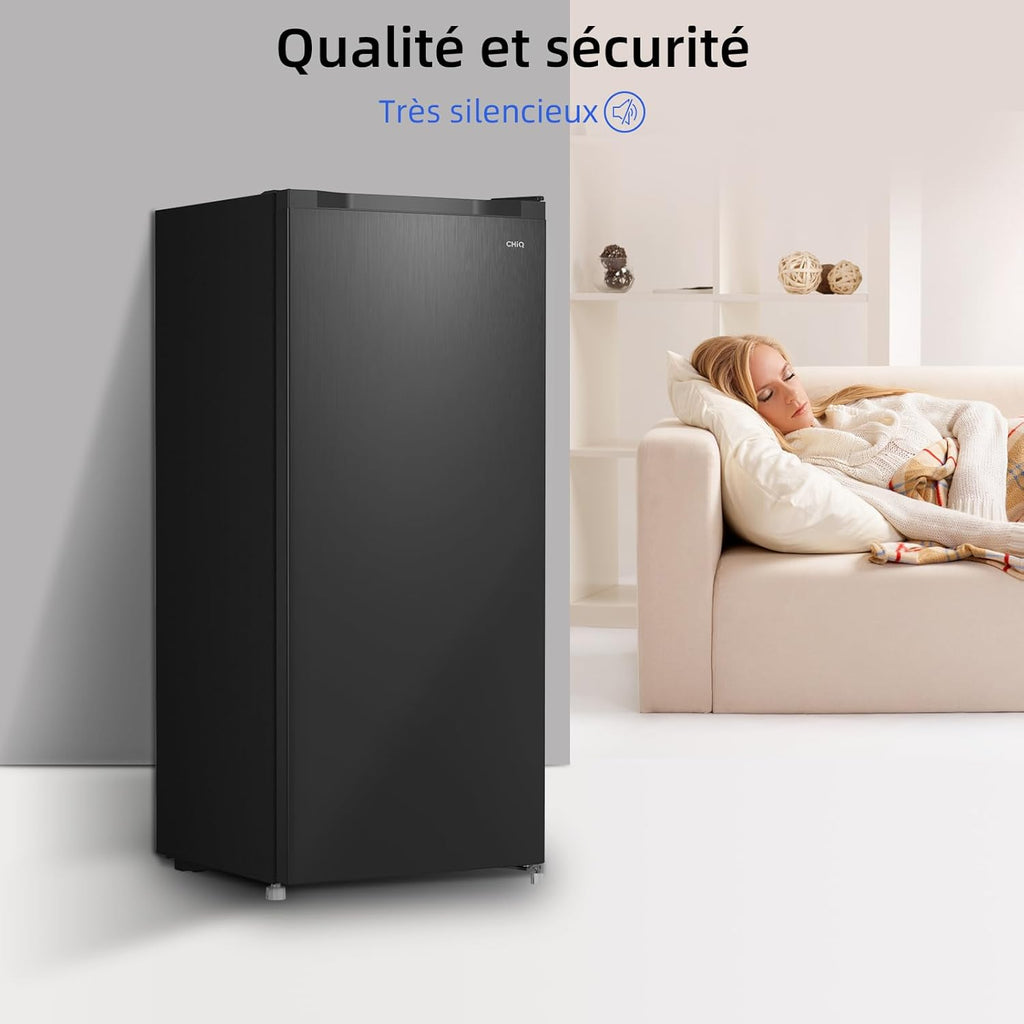 CHiQ Congélateur armoire avec une capacité de 145L, Congélation rapide, Thermostat réglable, Silencieux, Porte réversible, Noir, Classe énergétique E
