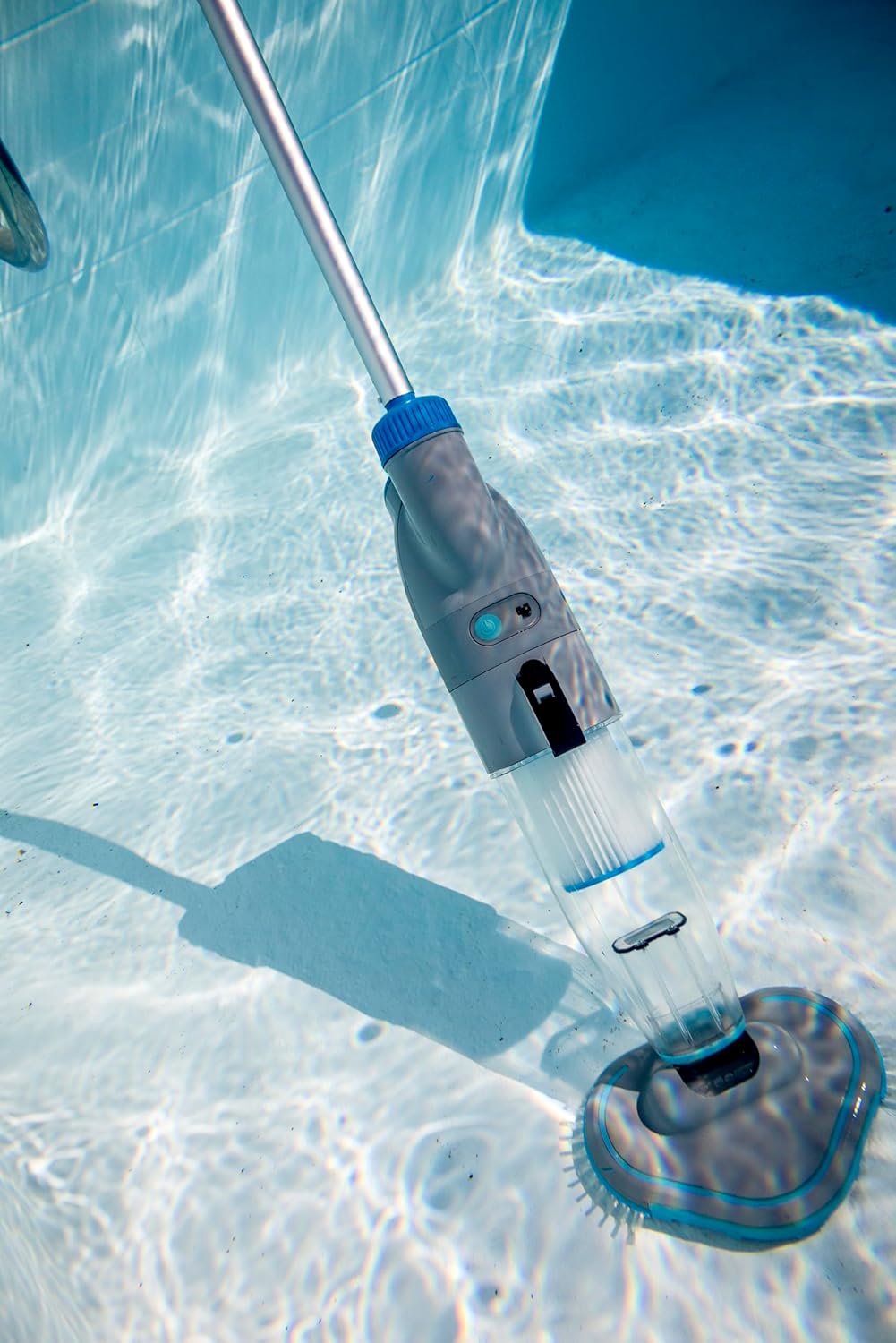 Gre VCB50P - Aspirateur électrique Action Vac, Multi-Vitesse, pour piscines et spas, Gris/Bleu