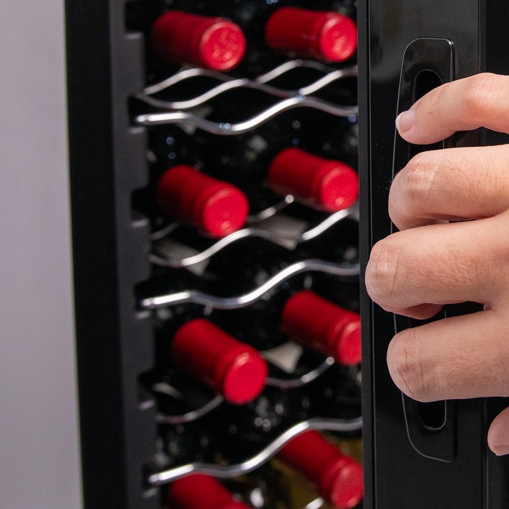 Cecotec Cave à vin 34 bouteilles Bolero grandsommelier 34030 black compressor, 80 L, Refroidissement par compresseur, Température réglable de 5 à 18°C, Commande tactile, Affichage, LED intérieur.