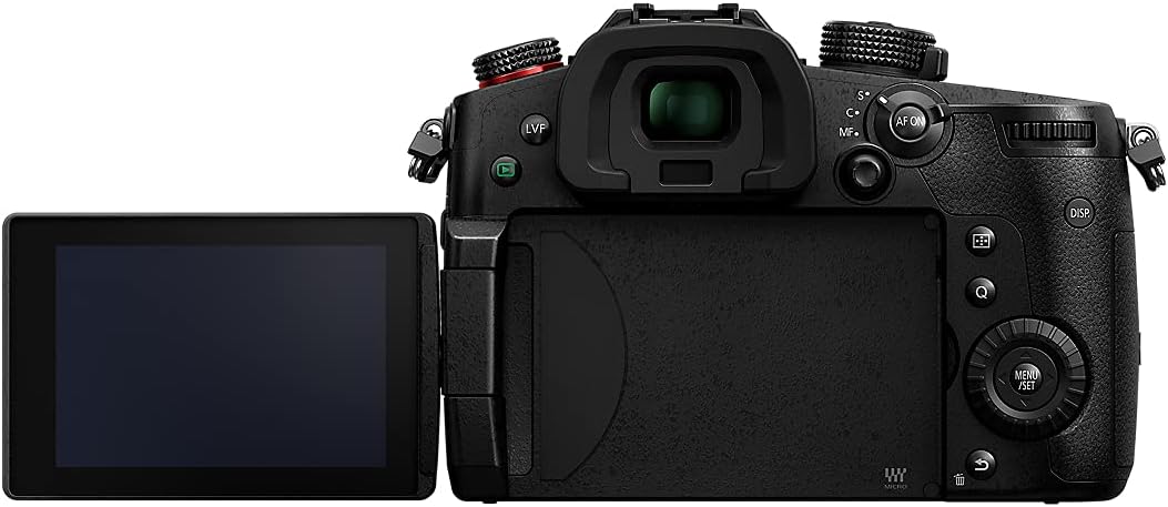 Panasonic Lumix GH5M2 | Appareil photo Hybride Expert (Capteur 4/3 20.3MP, Double stab., Écran orient. tact., AF DFD 225 Zones, C4K 60p/4:2:2 10bit, Live Stream., Tropicalisé) Noir – Version Française