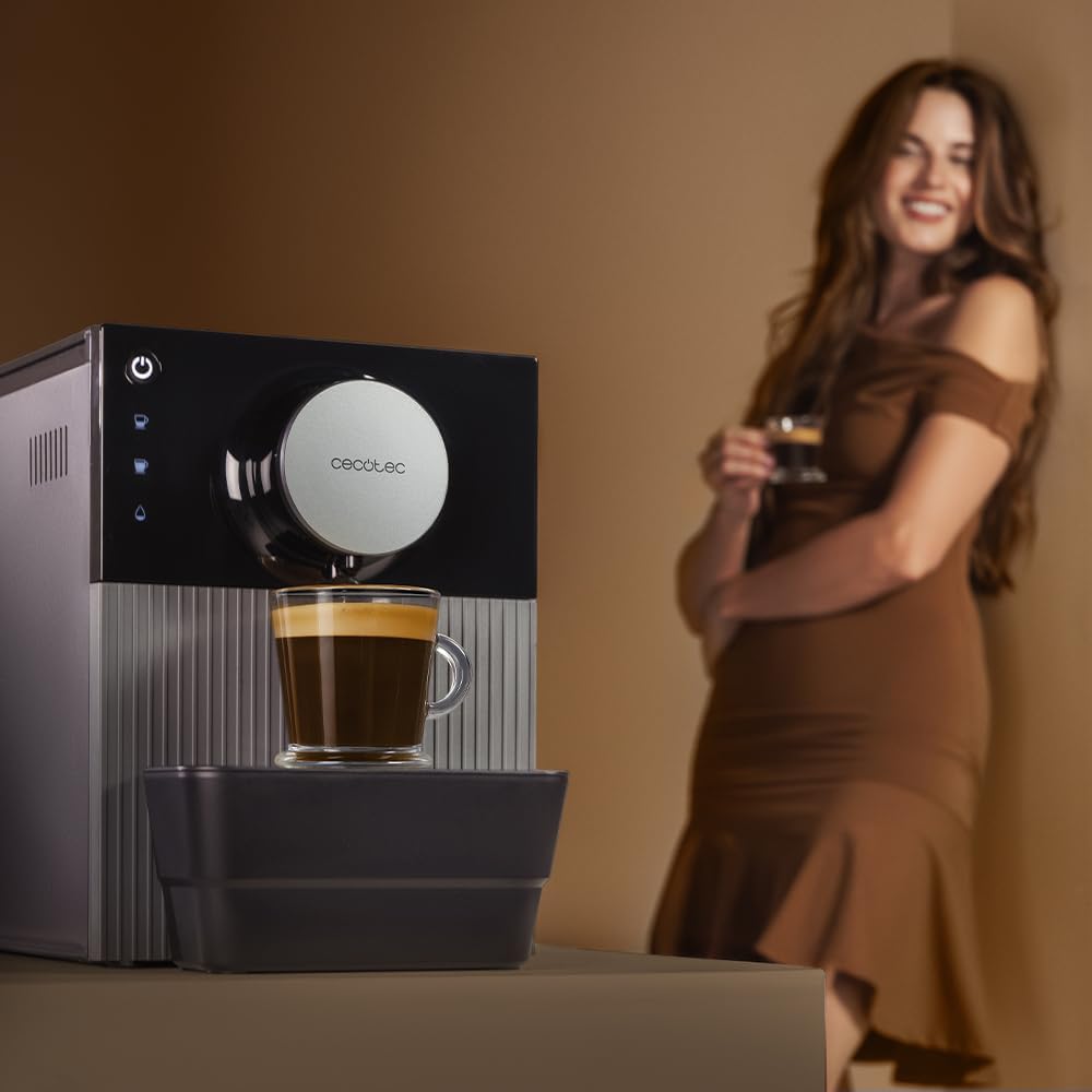 Cecotec Machine à Café Superautomatique Compacte Cremmaet Cube. 1350W, Système de Pressage 10g, Système de Pré-Infusion, 19 Bars, Système Thermoblock, 5 Niveaux de Mouture, Panneau de Contrôle Tactile