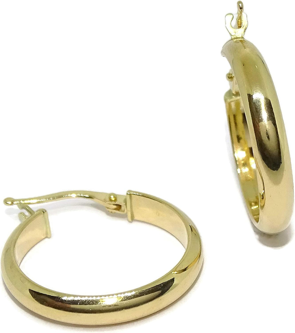 Boucles d'oreilles créoles en or jaune 18 carats avec tube demi-tige de 4 mm de large par 2,3 cm de diamètre extérieur. 2,10 g d'or 18 carats. Un cadeau vraiment spécial pour les femmes., Or 18 carats